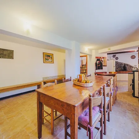 Antica Torre By Interhome Castiglione Chiavarese